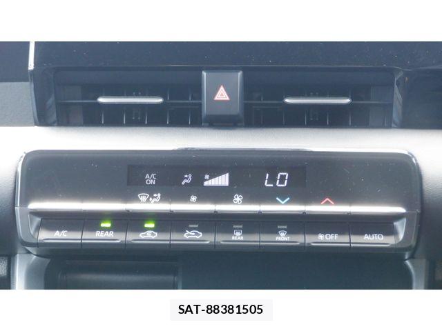 Toyota VOXY 2023-09 8662270-15