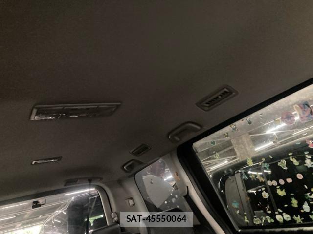 Toyota VOXY 2013-09 8662305-14