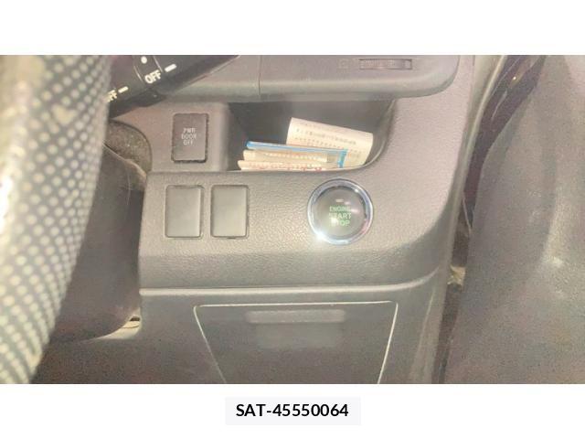 Toyota VOXY 2013-09 8662305-19