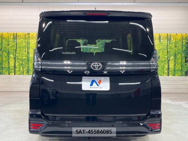 Toyota VOXY 2023-09 8662266-15