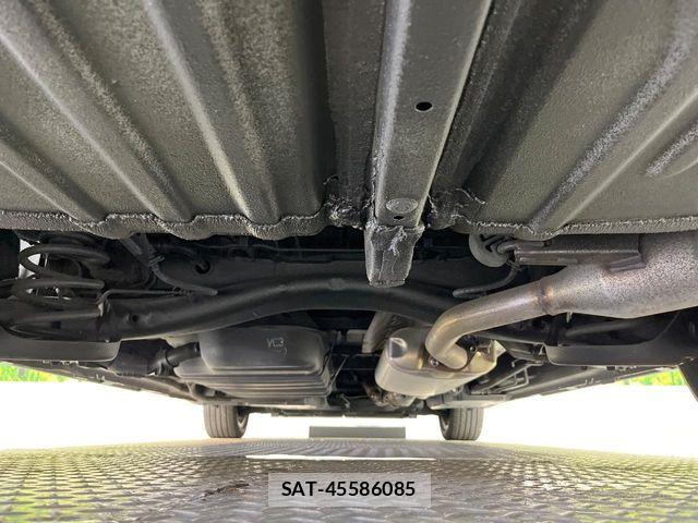 Toyota VOXY 2023-09 8662266-19