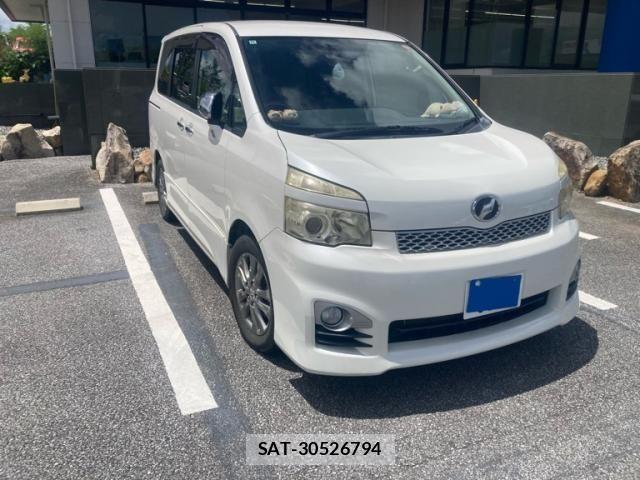 Toyota VOXY 2012-06 8662325-1