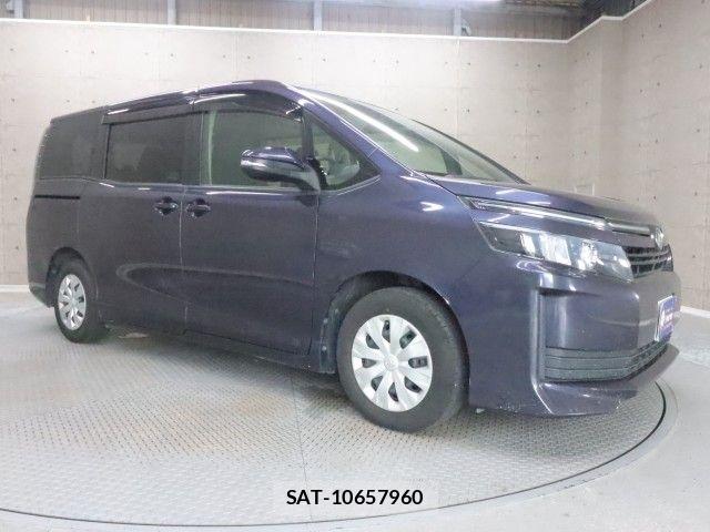 Toyota VOXY 2014-07 8686898-24