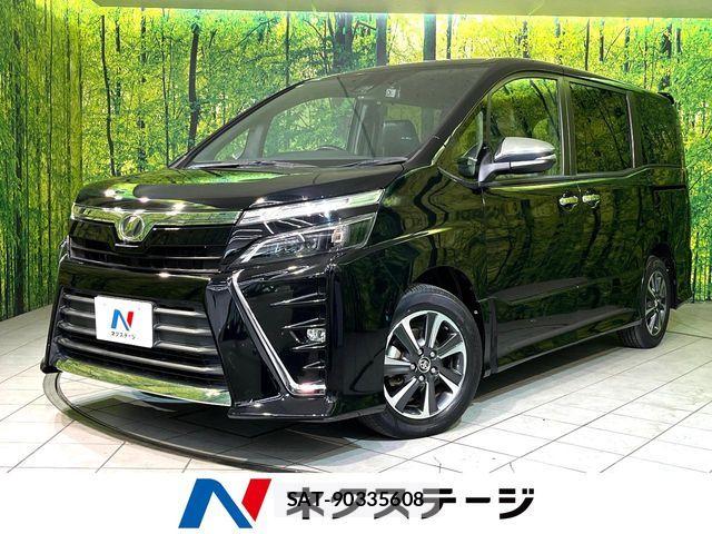 Toyota VOXY 2018-10 8686886-0