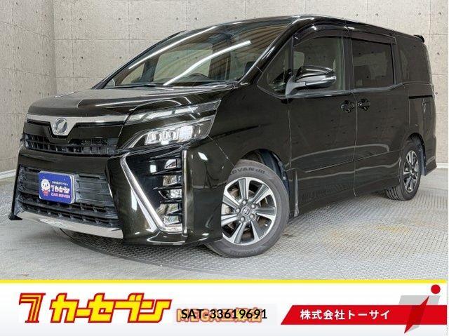 Toyota VOXY 2017-09 8686894-0