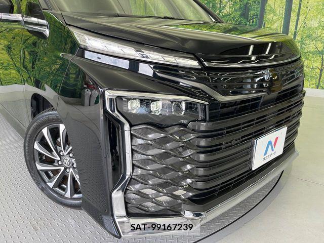 Toyota VOXY 2022-04 8686881-13