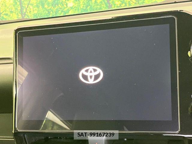 Toyota VOXY 2022-04 8686881-3