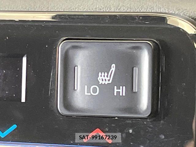 Toyota VOXY 2022-04 8686881-7