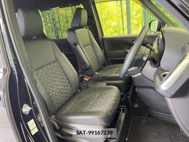 Toyota VOXY 2022-04 8686881-8