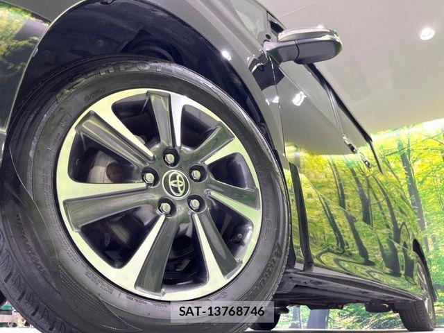 Toyota VOXY 2019-09 8686885-13