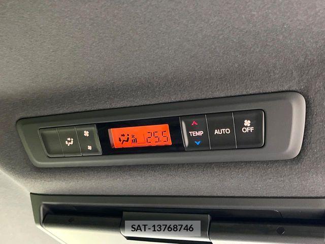 Toyota VOXY 2019-09 8686885-5