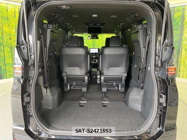 Toyota VOXY 2024-06 8686880-11