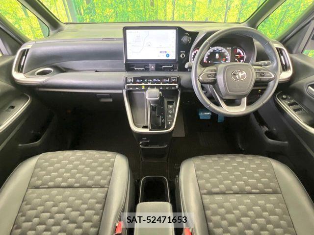 Toyota VOXY 2024-06 8686880-2