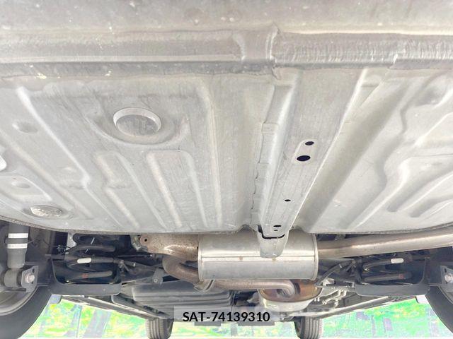 Toyota VOXY 2018-12 8686887-18