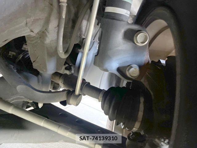 Toyota VOXY 2018-12 8686887-19