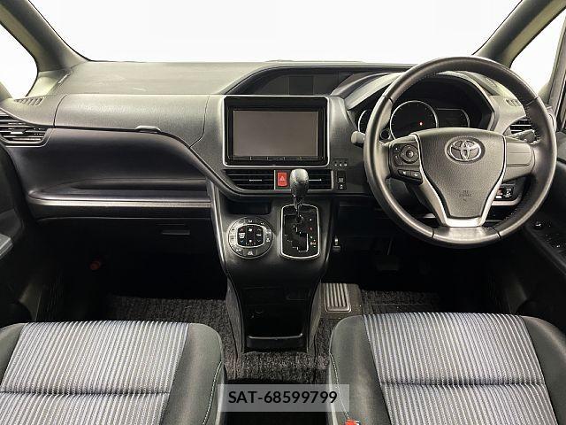 Toyota VOXY 2014-10 8686893-1