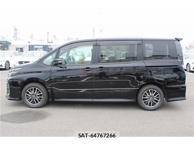 Toyota VOXY 2016-09 8686897-12