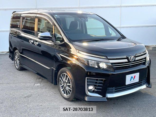 Toyota VOXY 2016-09 8686891-15