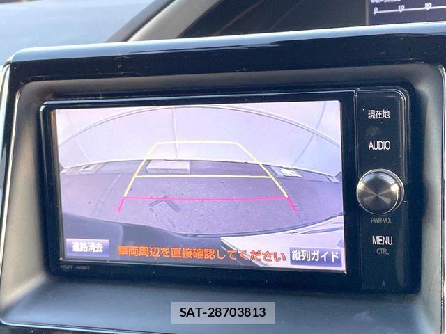 Toyota VOXY 2016-09 8686891-3