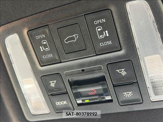 Toyota VOXY 2023-09 8686878-14