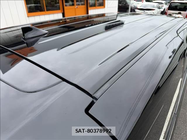 Toyota VOXY 2023-09 8686878-18
