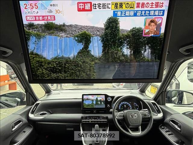 Toyota VOXY 2023-09 8686878-1