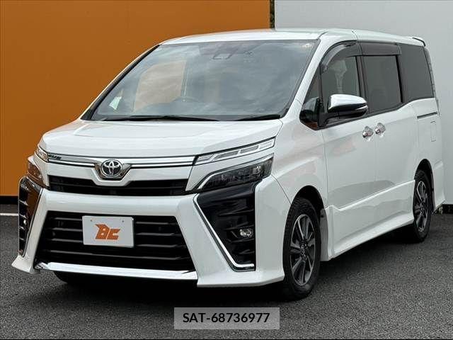 Toyota VOXY 2021-01 8686884-9