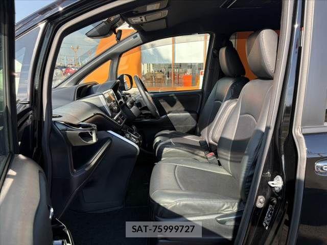 Toyota VOXY 2019-09 8746716-16