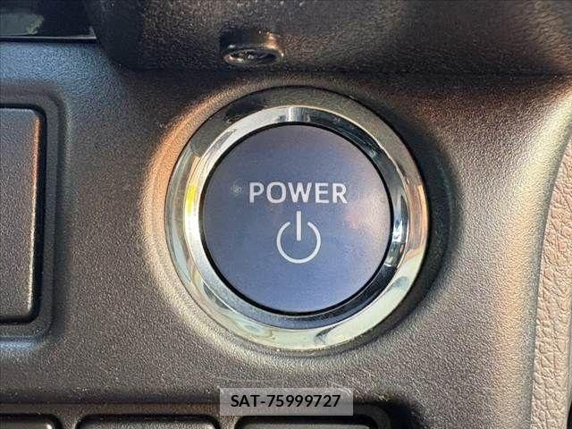 Toyota VOXY 2019-09 8746716-27