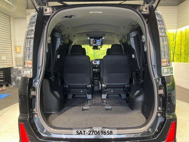 Toyota VOXY 2016-07 8746714-9