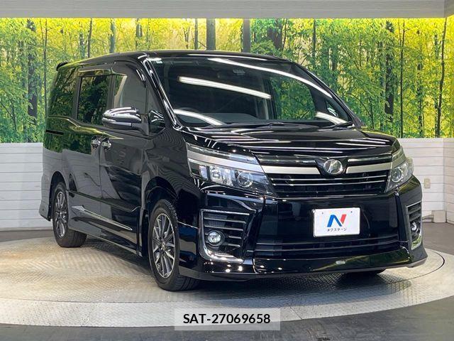 Toyota VOXY 2016-07 8746714-15
