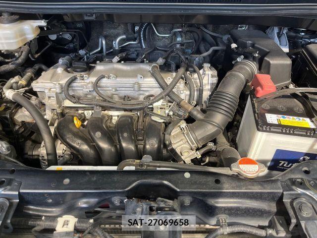 Toyota VOXY 2016-07 8746714-16