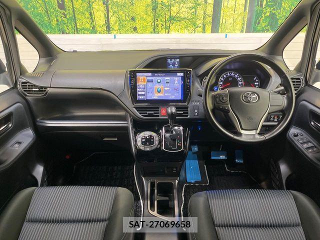 Toyota VOXY 2016-07 8746714-1