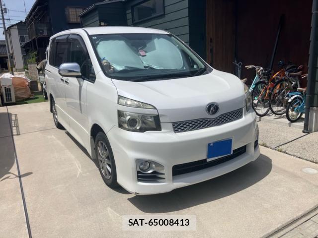 Toyota VOXY 2011-01 8746734-0