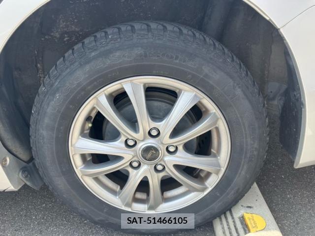 Toyota VOXY 2014-03 8746732-9