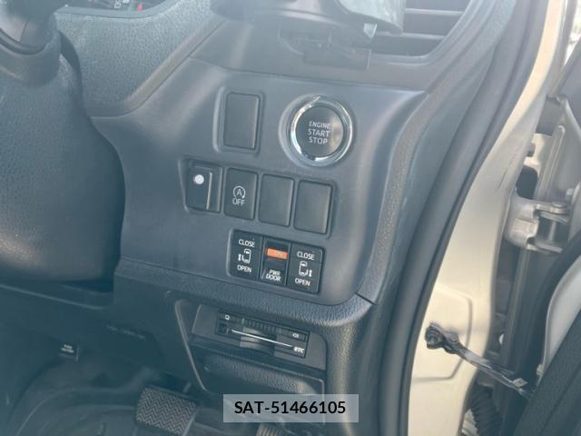 Toyota VOXY 2014-03 8746732-12