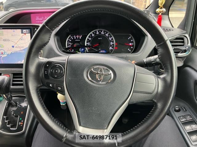 Toyota VOXY 2015-09 8746730-9