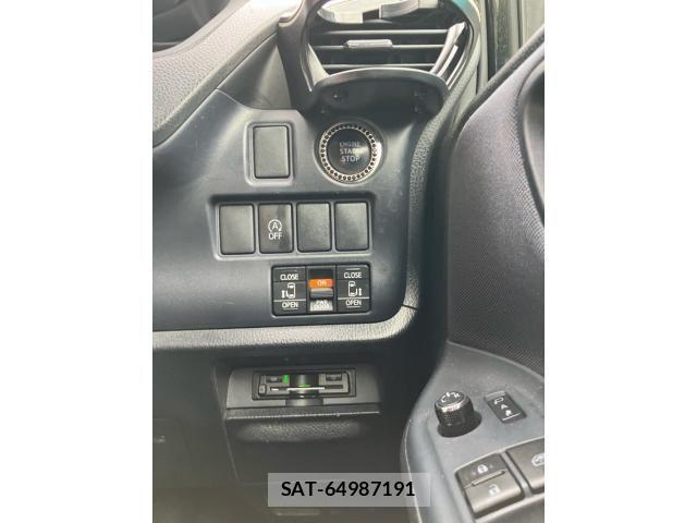 Toyota VOXY 2015-09 8746730-11