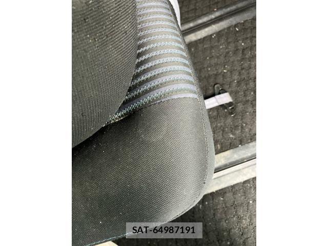 Toyota VOXY 2015-09 8746730-22