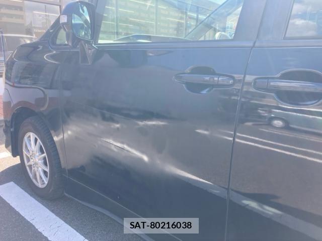 Toyota VOXY 2010-04 8746754-12