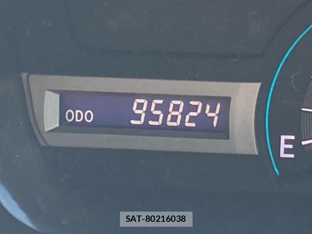 Toyota VOXY 2010-04 8746754-1