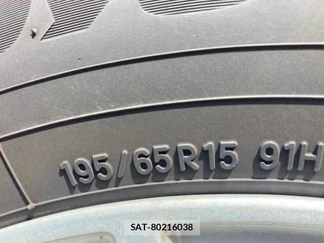 Toyota VOXY 2010-04 8746754-6