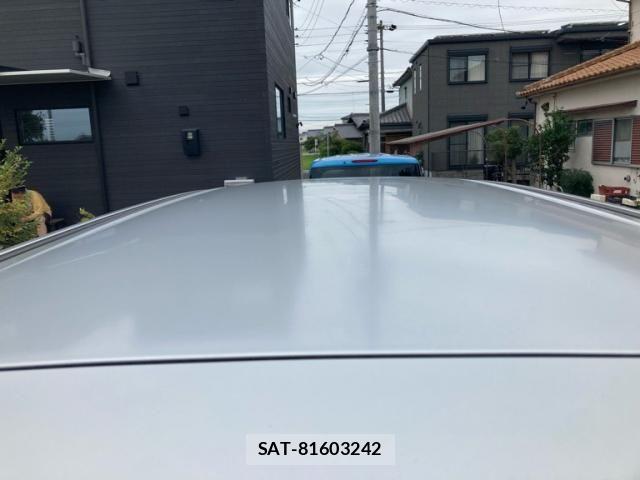 Toyota VOXY 2013-10 8746736-9