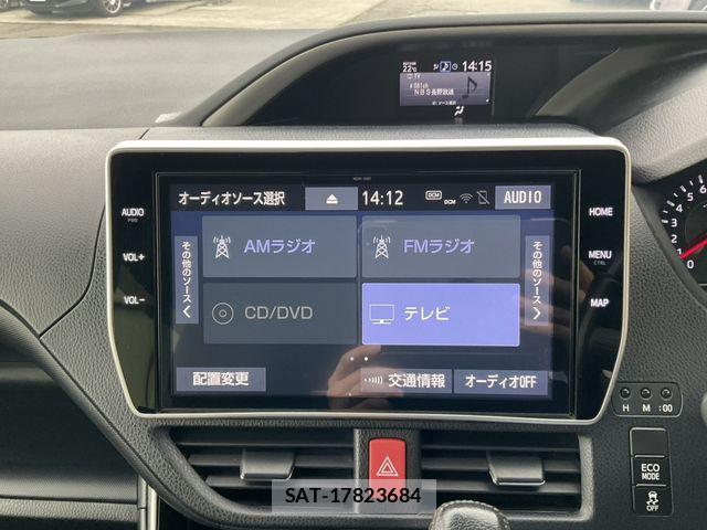 Toyota VOXY 2018-09 8746719-10