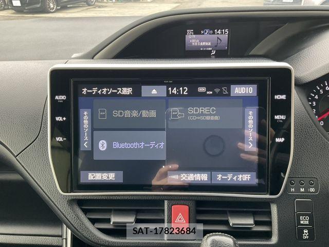 Toyota VOXY 2018-09 8746719-11