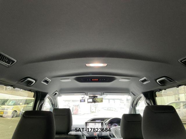 Toyota VOXY 2018-09 8746719-14