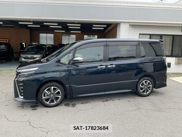 Toyota VOXY 2018-09 8746719-4