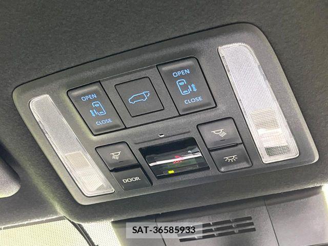 Toyota VOXY 2023-10 8746706-5