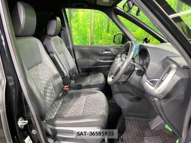 Toyota VOXY 2023-10 8746706-7