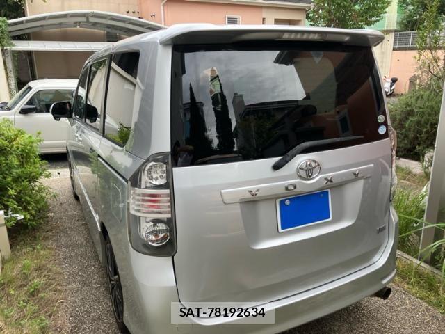 Toyota VOXY 2008-03 8746747-1
